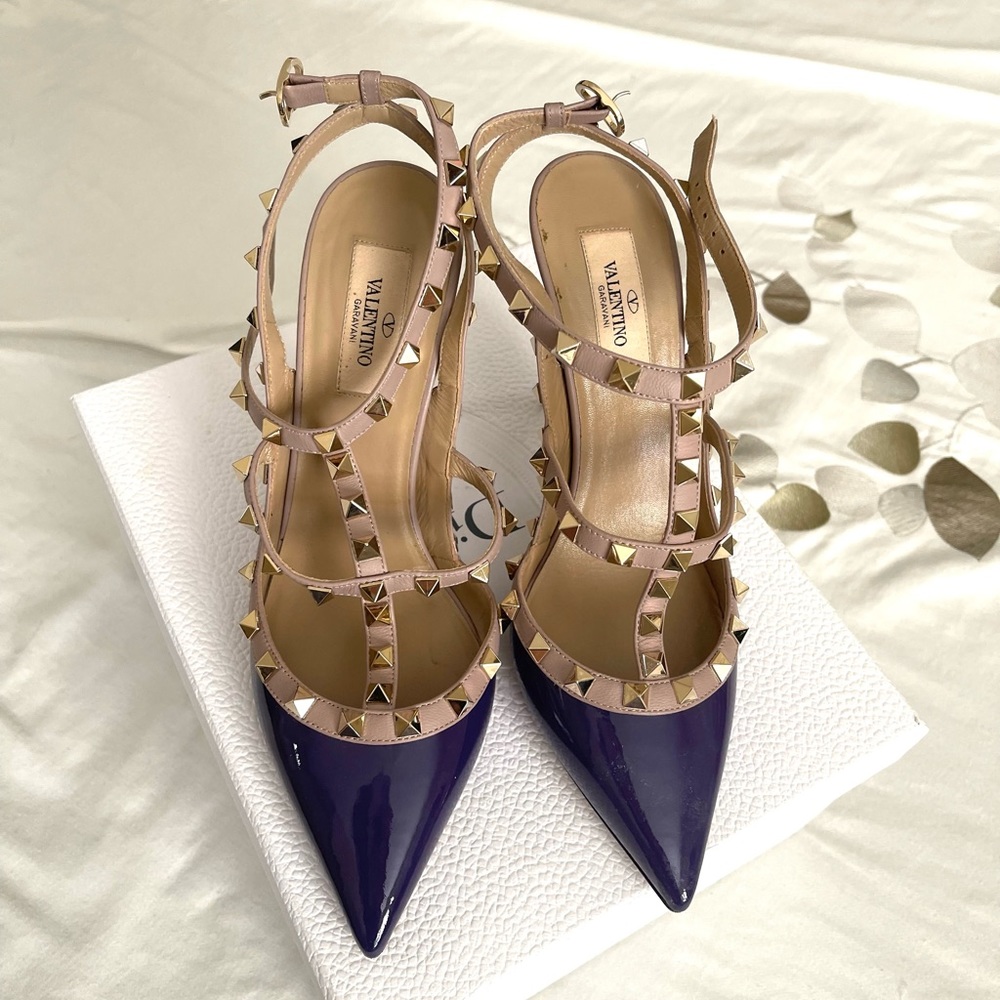 Authentic VALENTINO Rockstud T-Strap Pump sz 39 PATENT ROCKSTUD CAGED PUMP 100MM